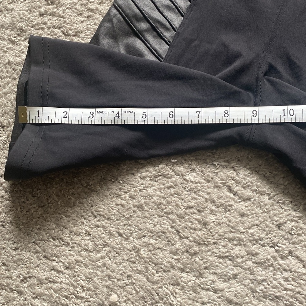 ATHLETA Delancey Gleam Moto Shorts - Picture 6 of 9